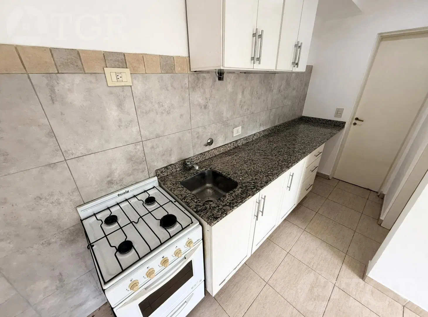 Venta Departamento 2 Ambientes con Terraza Propia Villa Sarmiento 3