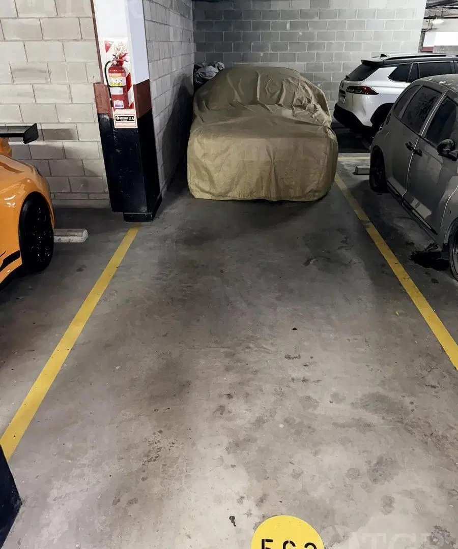 Venta Cochera doble en Puerto Madero 2
