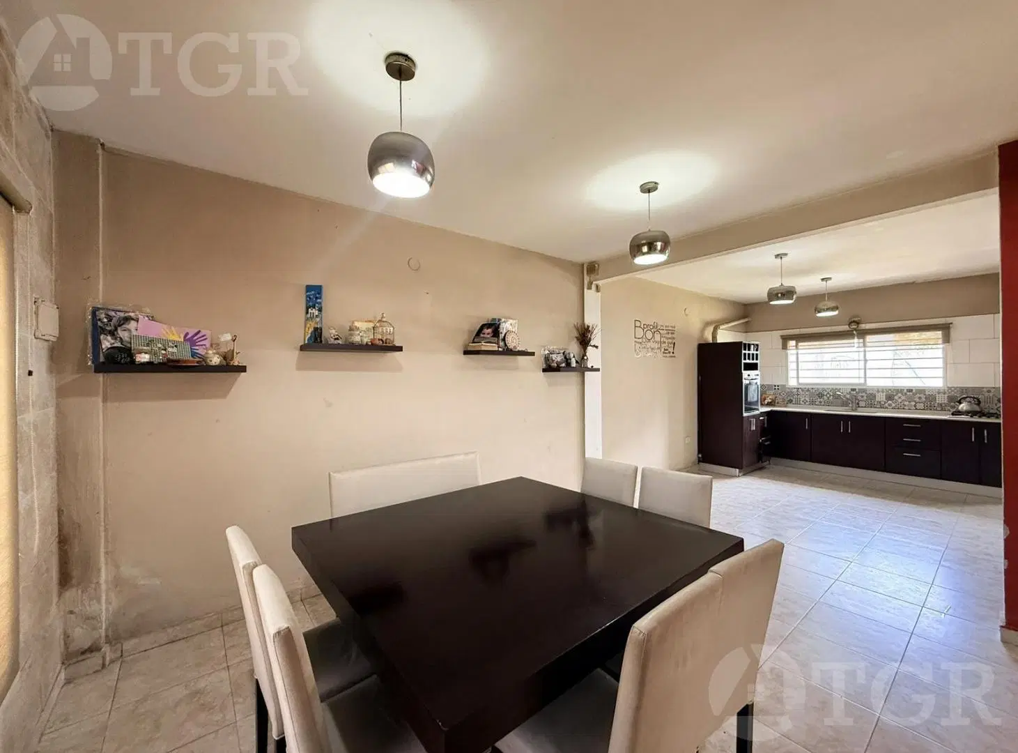 Venta Casa en venta en Monte Grande con parque y pileta 8