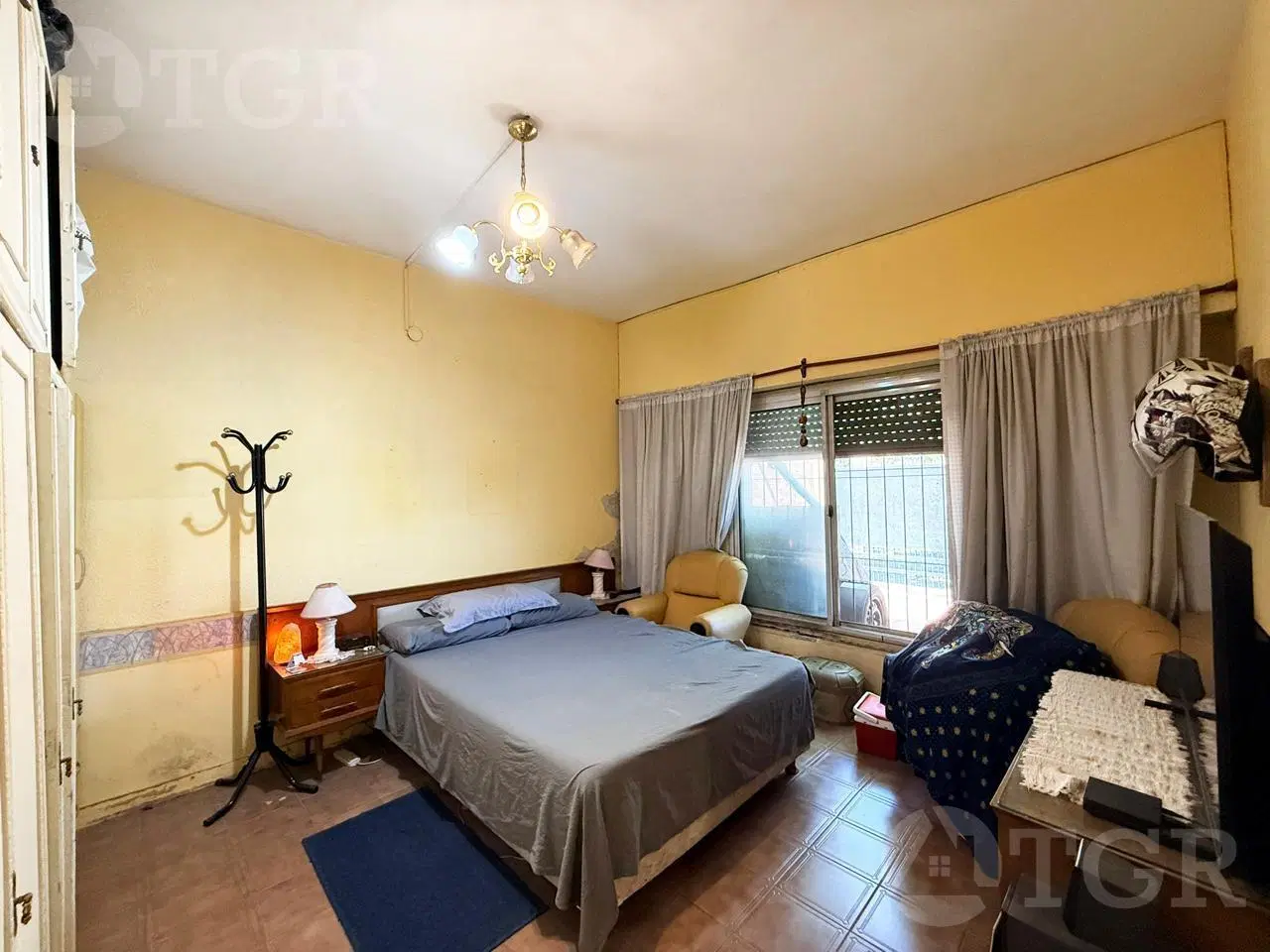 Venta Casa de 4 ambientes en Jose León Suarez 3