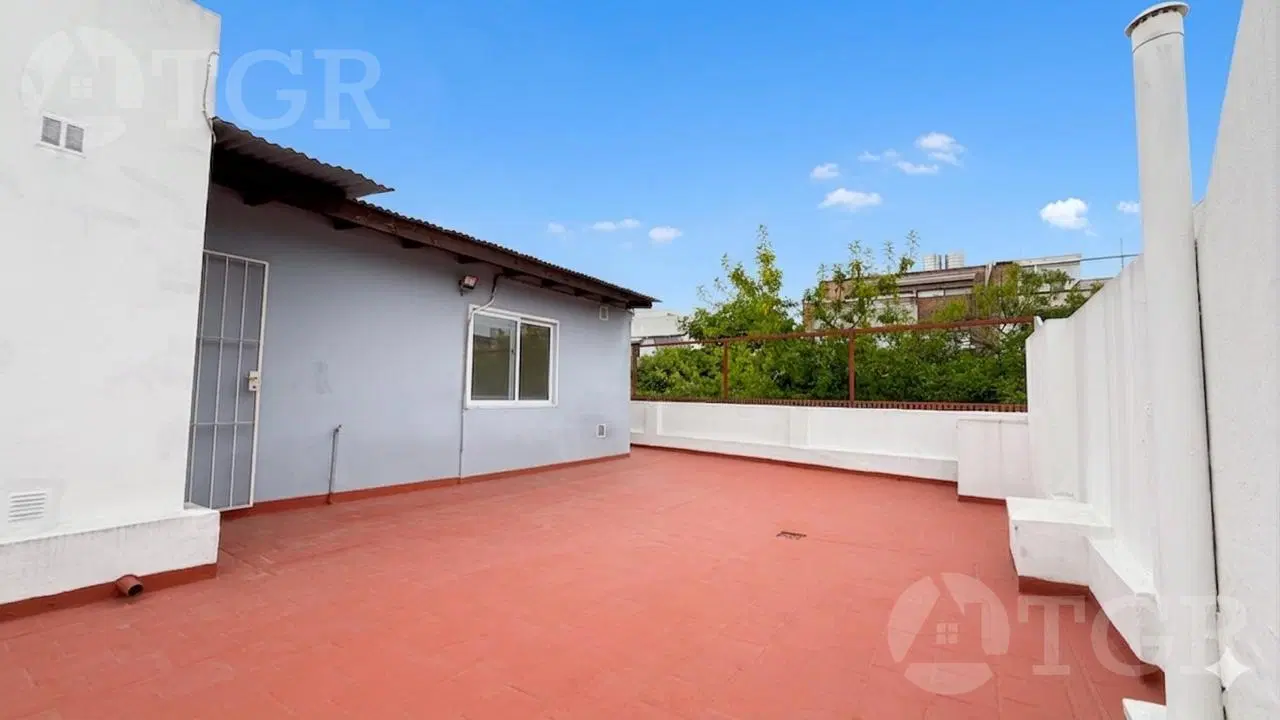 Venta Deparmamento 4 ambientes con balcón y terraza en Villa Devoto 2