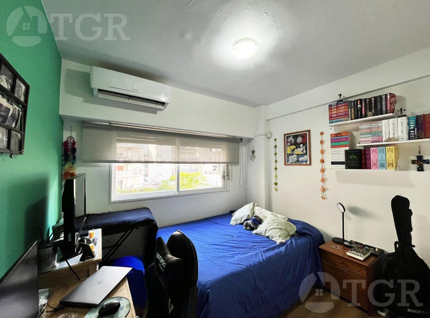 Departamento de 4 ambientes con balcón