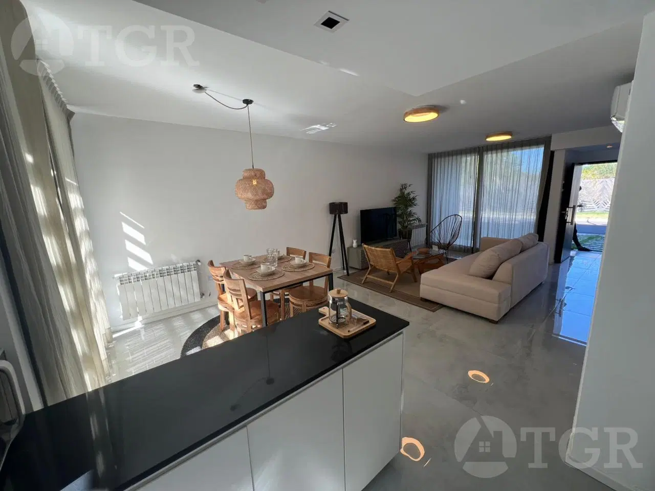 Venta Casa 4 Ambientes con Piscina en barrio SUNNY, Tigre 4