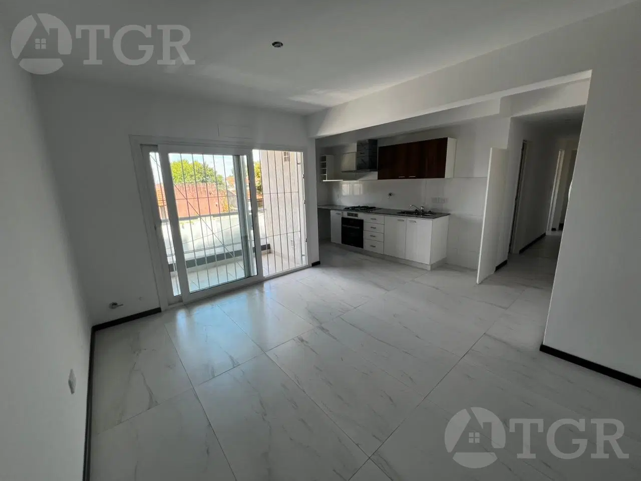 DEPARTAMENTO 3 AMBIENTES A ESTRENAR EN HAEDO – AV. RIVADAVIA 2