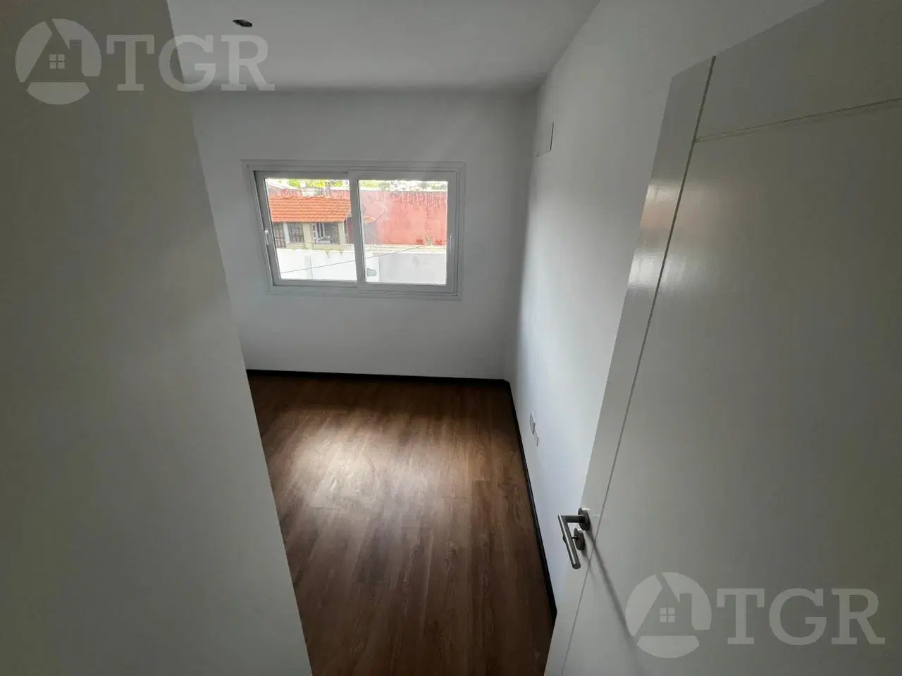 DEPARTAMENTO 3 AMBIENTES A ESTRENAR EN HAEDO – AV. RIVADAVIA 4