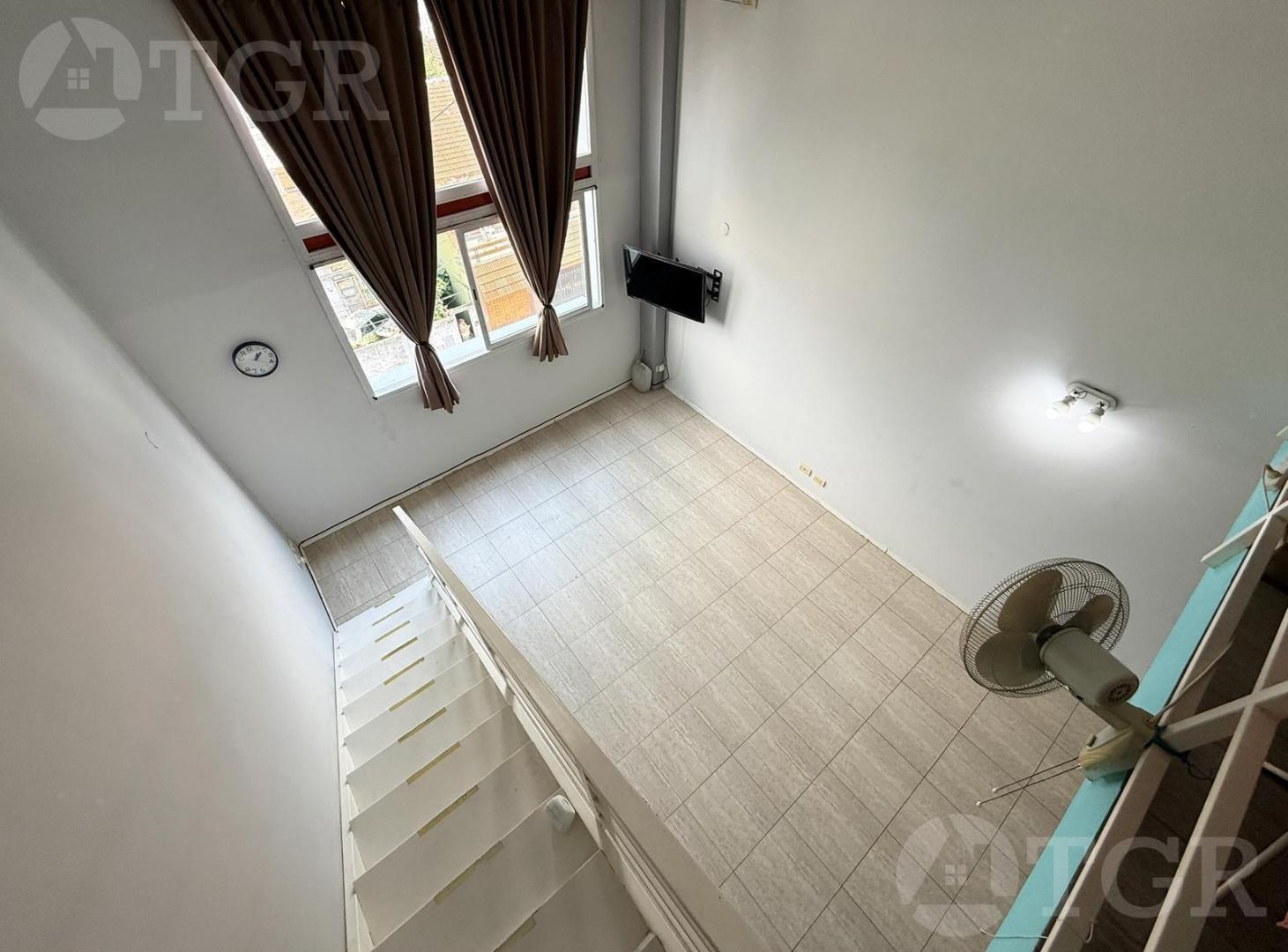 Foto de Departamento 2 1/2 ambientes tipo loft Lanús Oeste - Cochera Opcional, imagen 2
