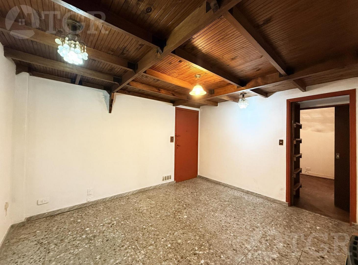 Foto de Departamento con Patio – Mario Bravo 52, Almagro – Hogar con Historia y, imagen 2