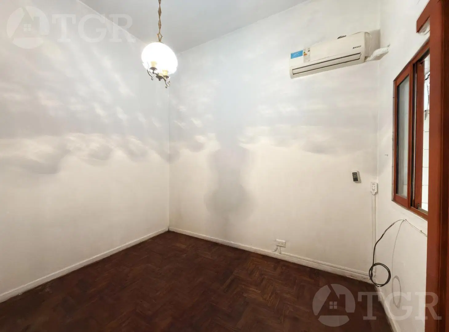 Departamento con Patio – Mario Bravo 52, Almagro – Hogar con Historia y Conectividad Única 5