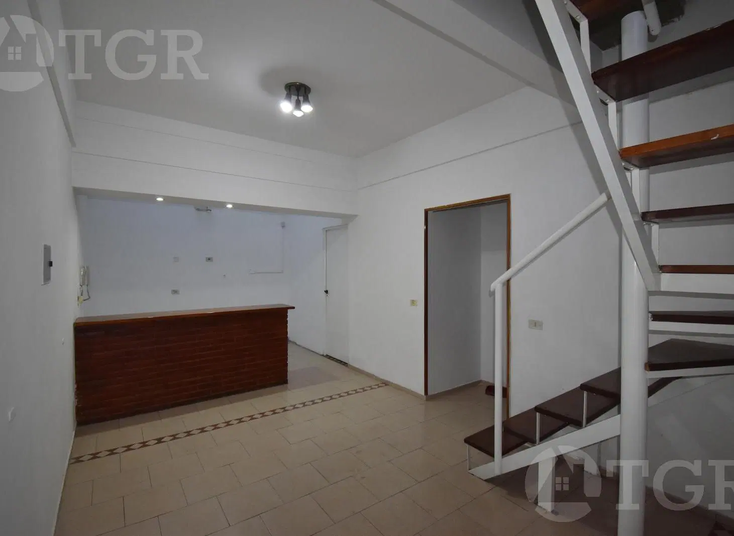 VENTA 3 Ambientes con Terraza, APTA CREDITO, APTO PROFESIONAL y  Financiación Directa, EN SAN MARTIN 5
