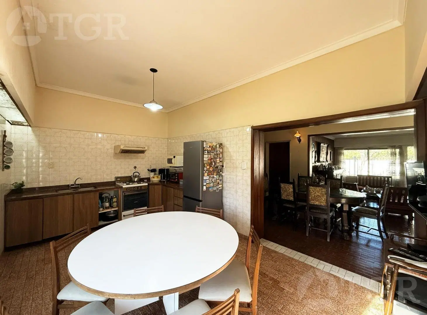 Casa en venta en Monte Grande bien ubicada con parque 4