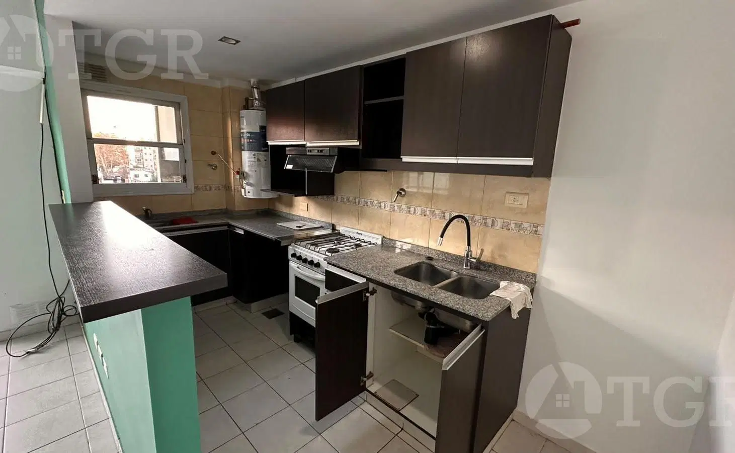 Departamento 2 amb en Alquiler en el centro de Caseros 2