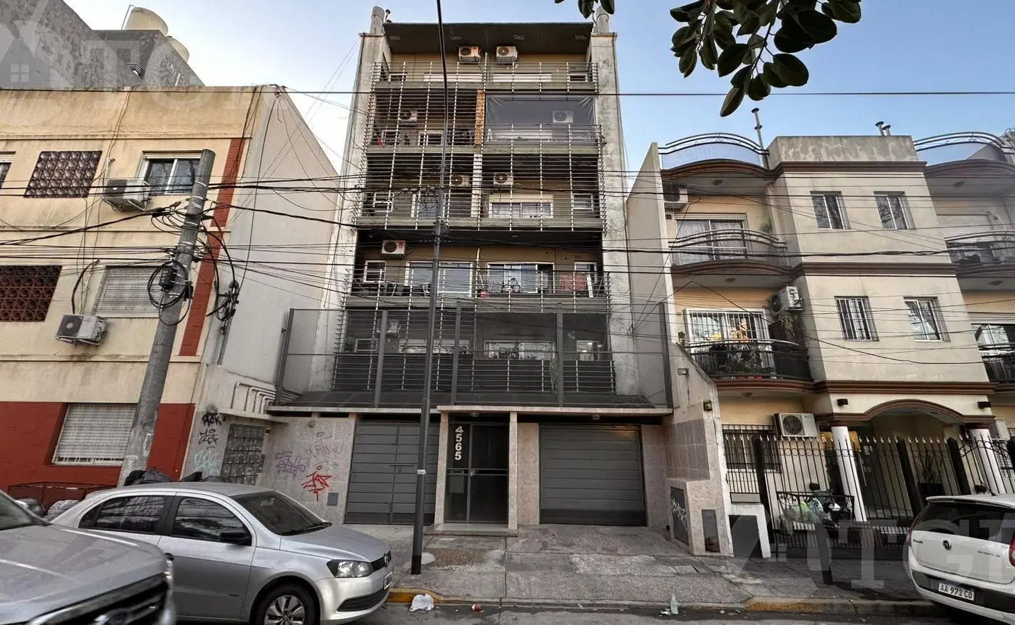 Departamento 2 amb en Alquiler en el centro de Caseros 4