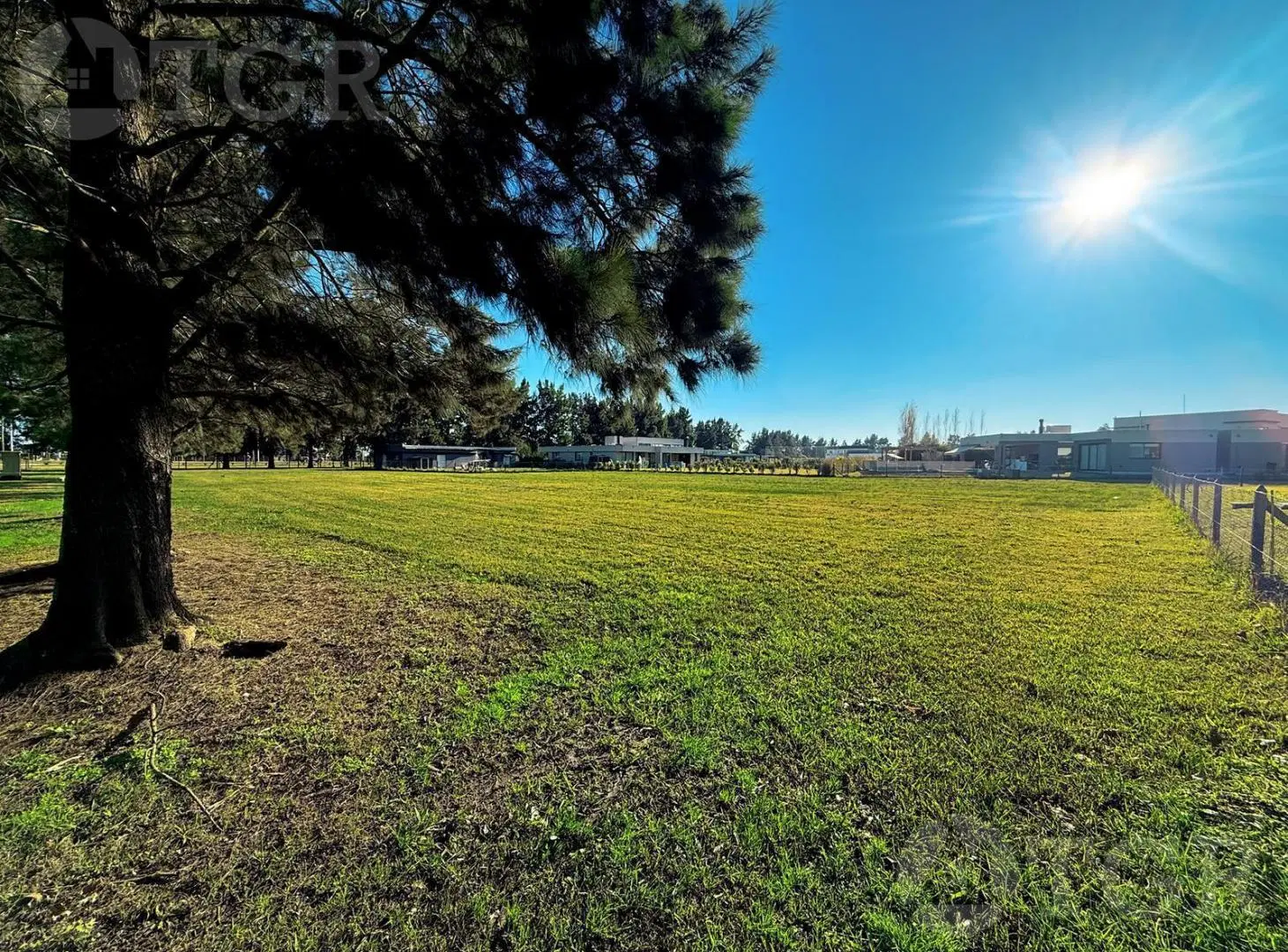 Gran Lote de 1.300 m² en Venta | Fincas del Alba 4