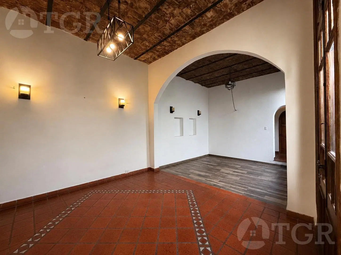 VENTA PH 4 AMBIENTES CON PATIO Y TERRAZA EN VILLA DEL PARQUE 5
