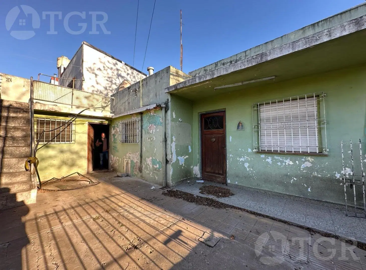 Casa a reciclar en Bella Vista 5