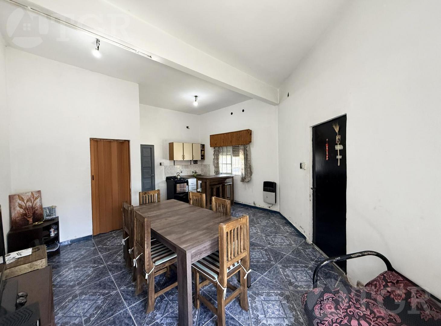 Foto de Alquiler casa 5 ambientes en temperley, imagen 2