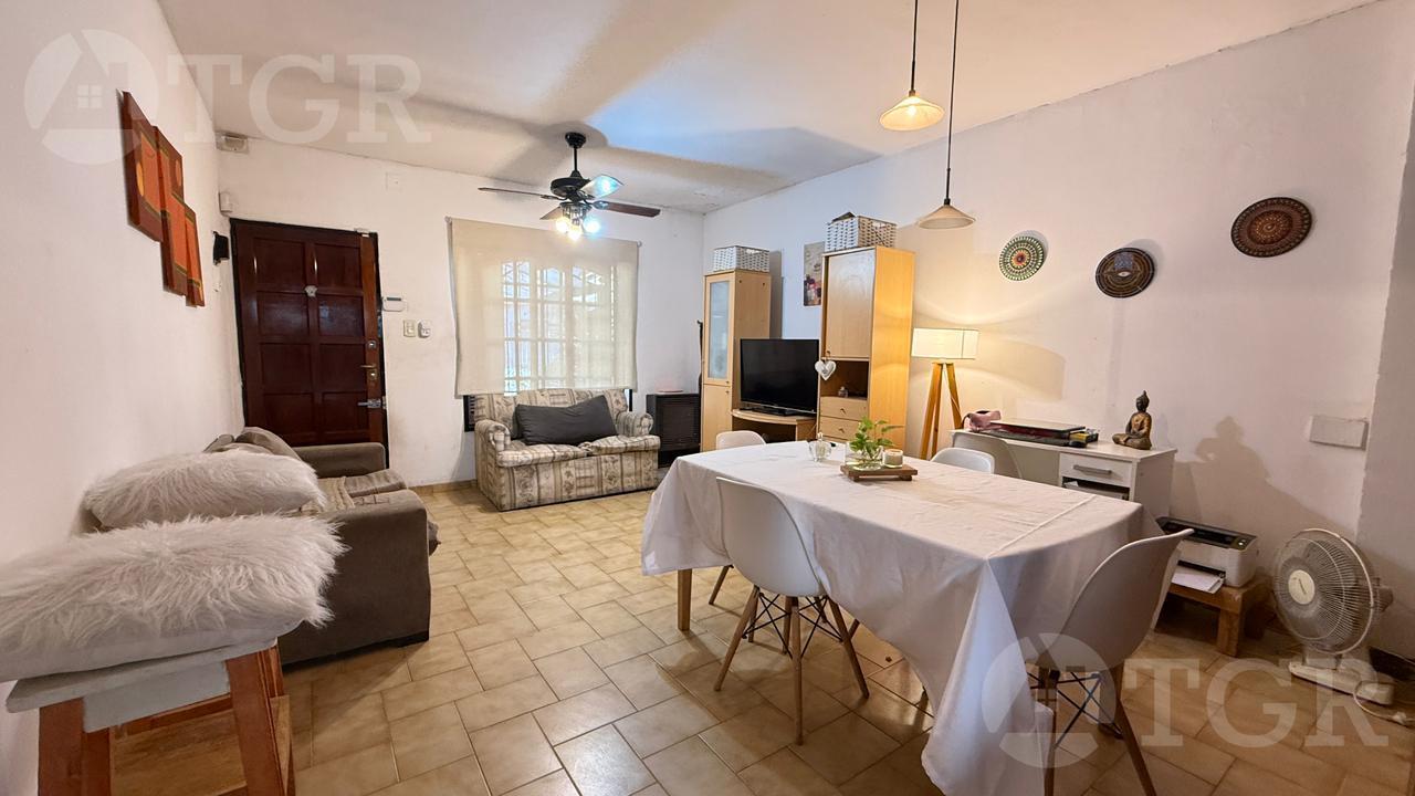 Foto de Triplex en Caseros con cochera y patio, imagen 3