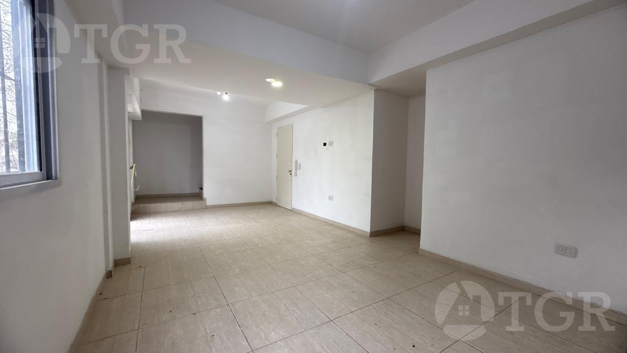 Foto de PH en Santos Lugares, imagen 3