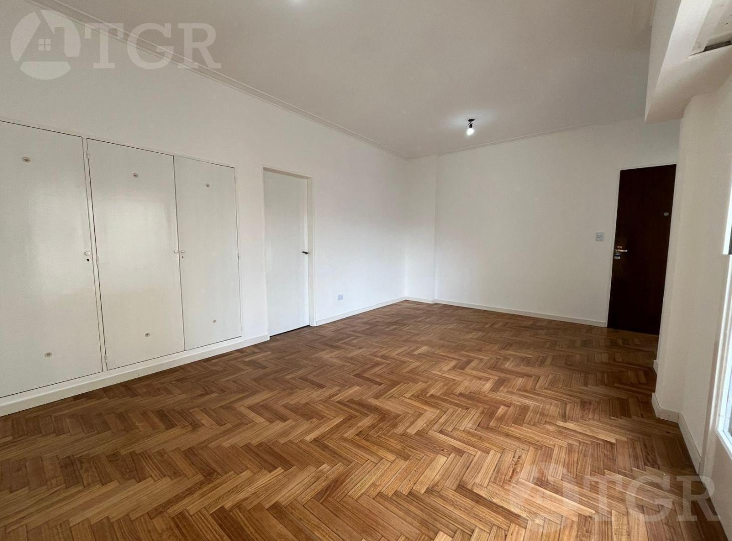 Foto de Venta Departamento monoambiente en Monserrat, imagen 5