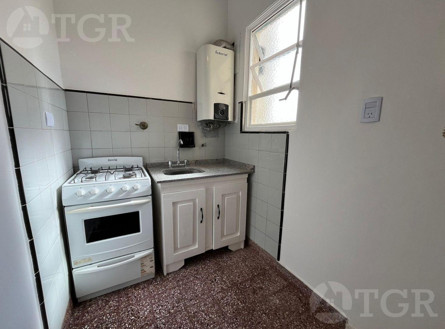Foto de Venta Departamento monoambiente en Monserrat, imagen 3