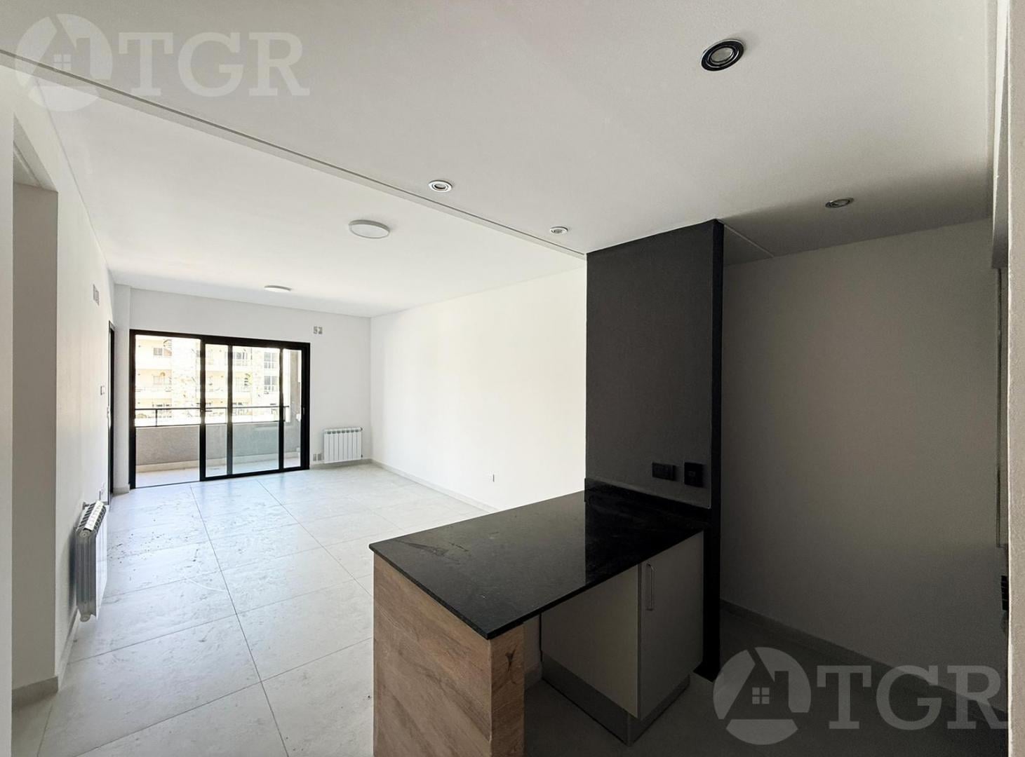 Foto de Venta Departamento 3 ambientes a estrenar en Canning,, imagen 2