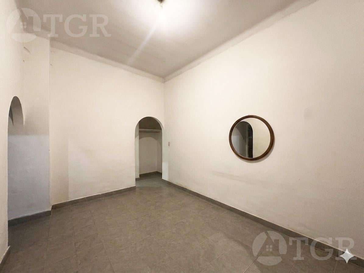 Foto de Departamento 3 Ambientes en PB con Patio – Excelente Ubicación en, imagen 1