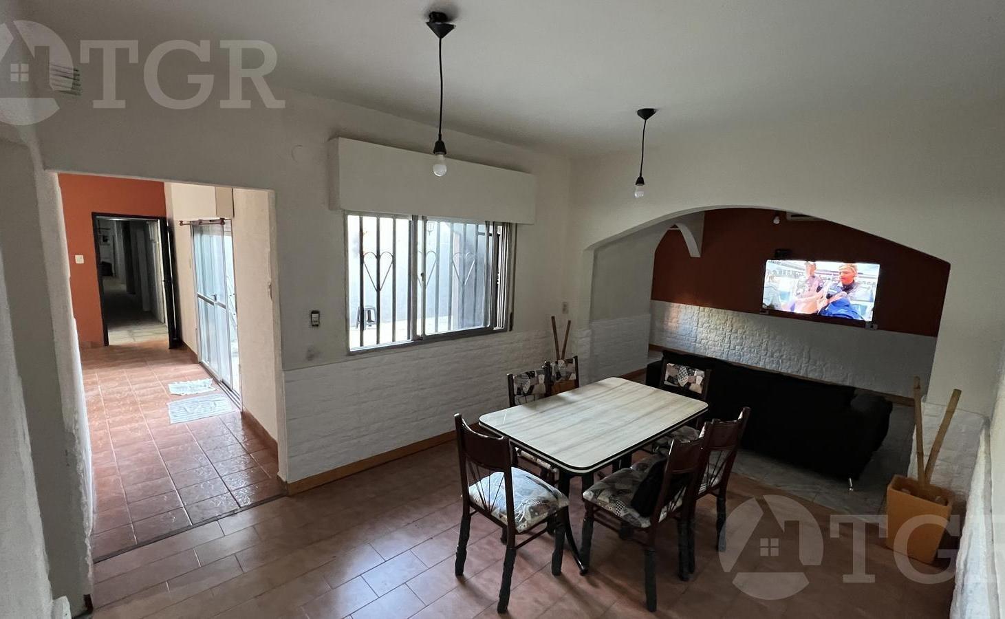 Foto de VENTA PH 5 AMB LOMAS DEL MIRADOR, imagen 1