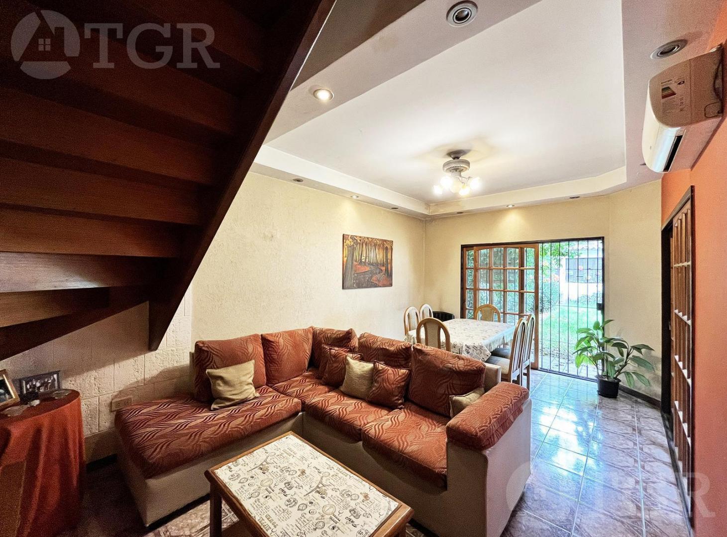 Foto de Venta casa de 6 ambientes en Villa Bosch, imagen 3