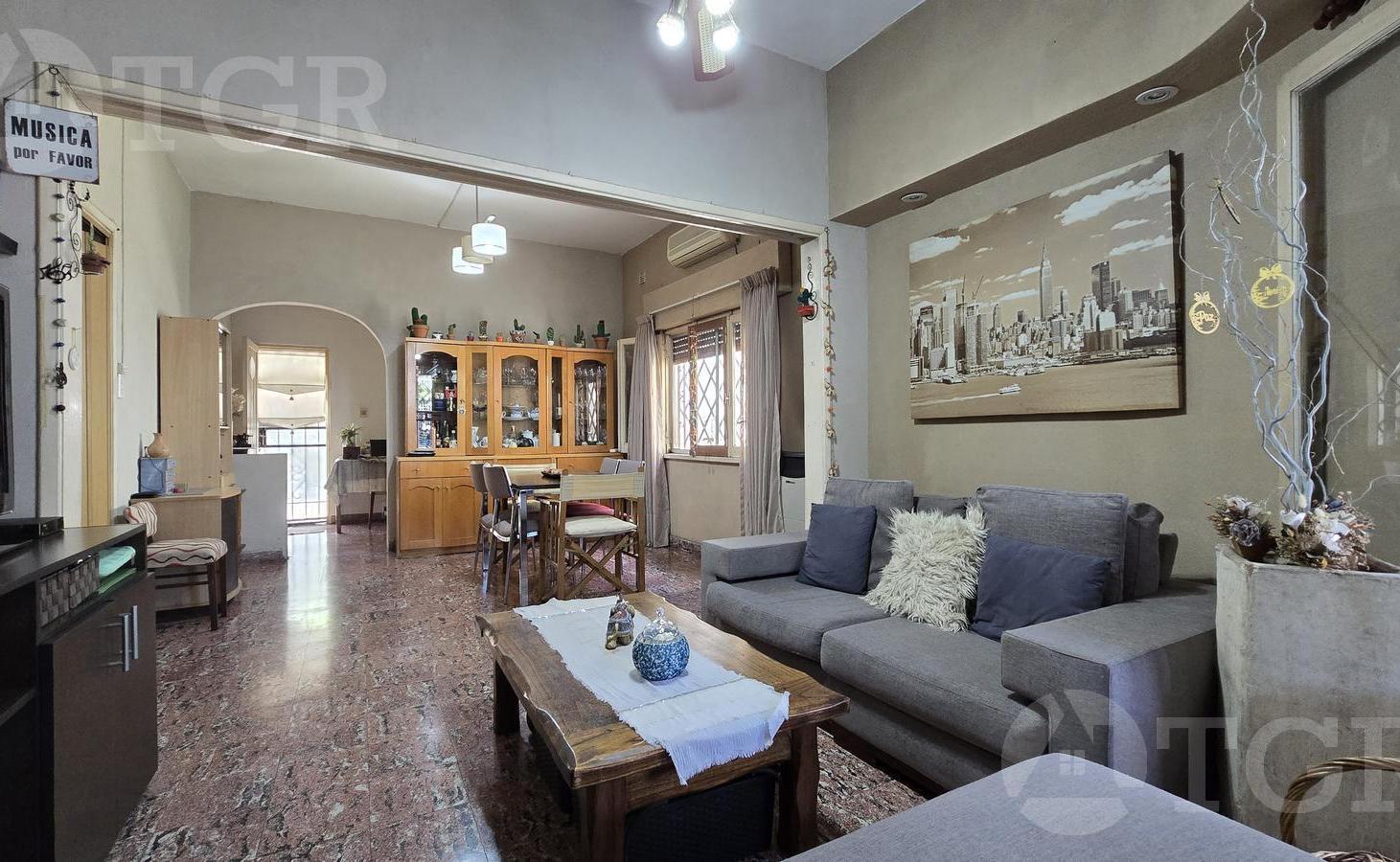 Foto de Casa en venta en Monte Chingolo con tinglado nave industrial gran, imagen 4