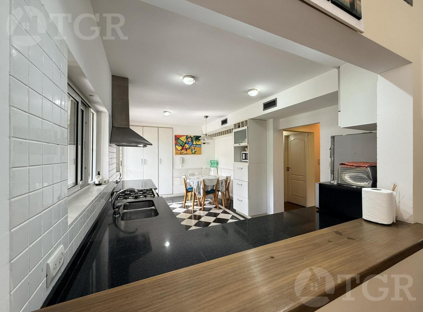 Foto de Venta Casa de 5 ambientes en Ezeiza, imagen 5