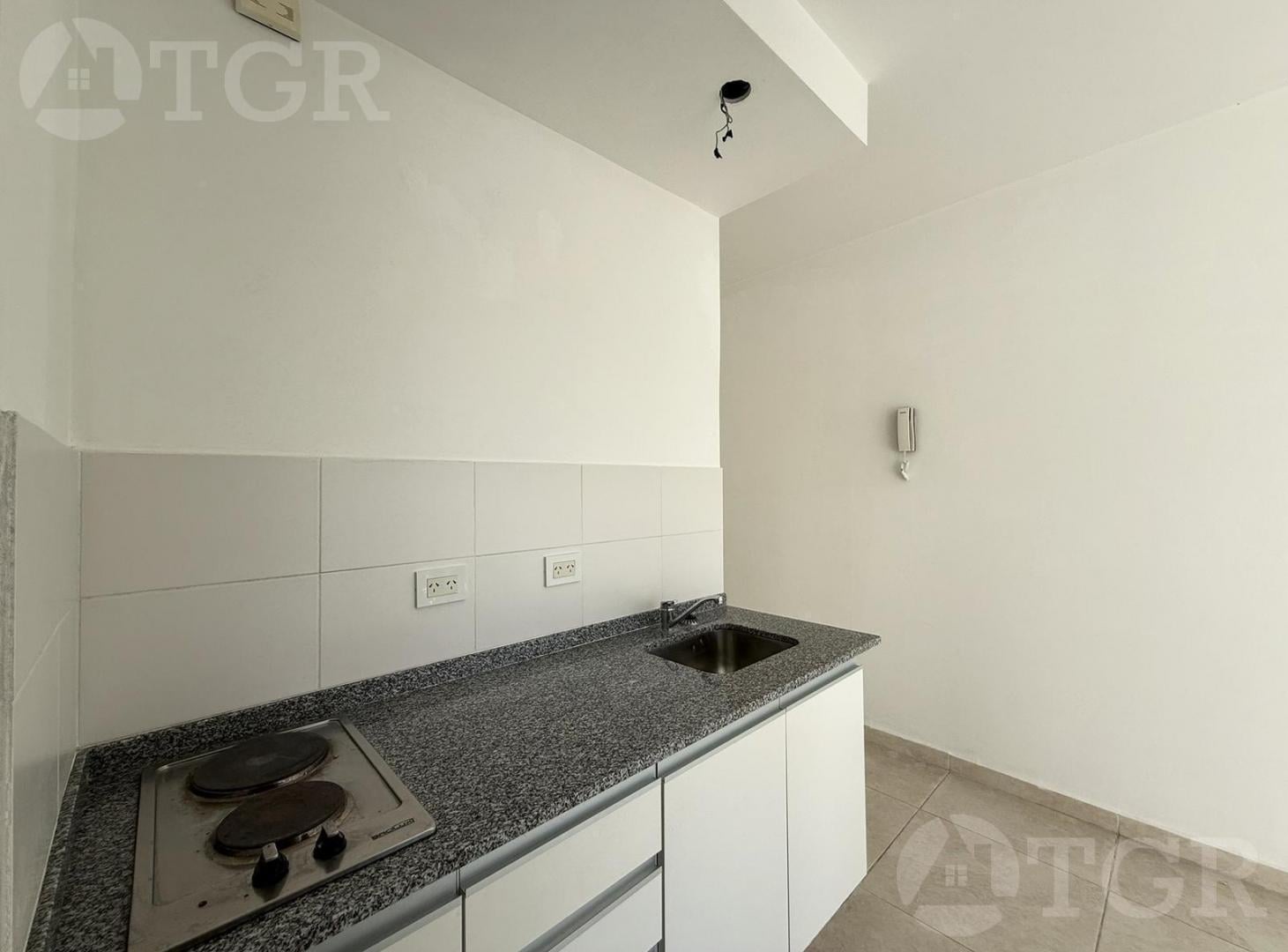 Foto de ¡Oportunidad en Almagro! Monoambiente al este con balcón terraza, imagen 3