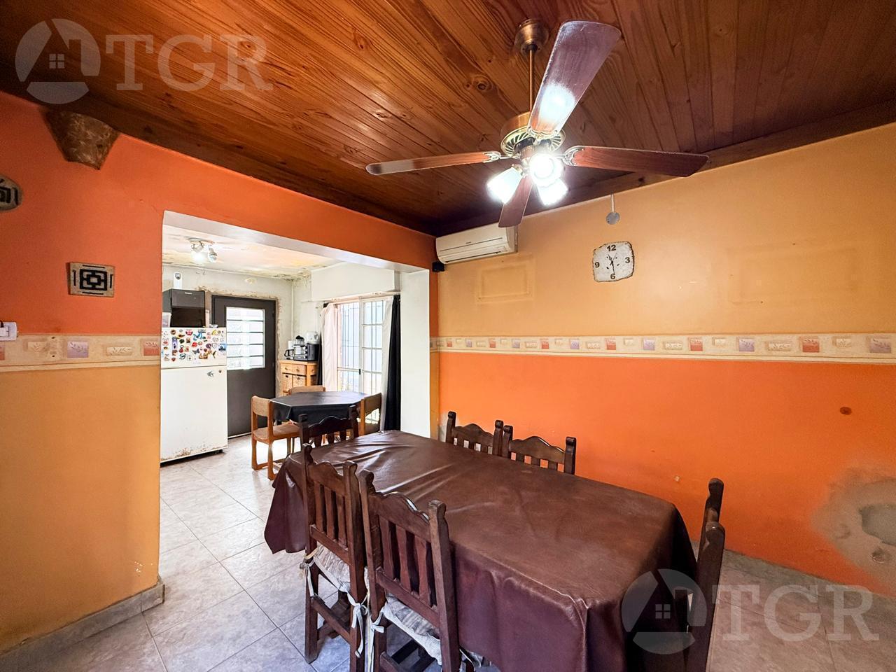 Foto de Venta Casa de 4 ambientes en Jose León Suarez, imagen 3