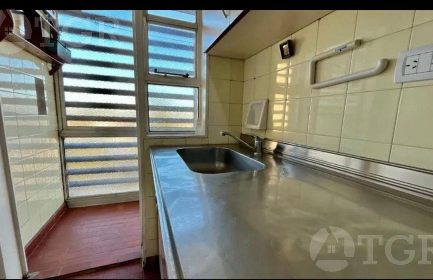 Foto de 4 Ambientes | 6° Piso | Balcón con Vista Abierta | Muy Luminoso | Gran, imagen 4