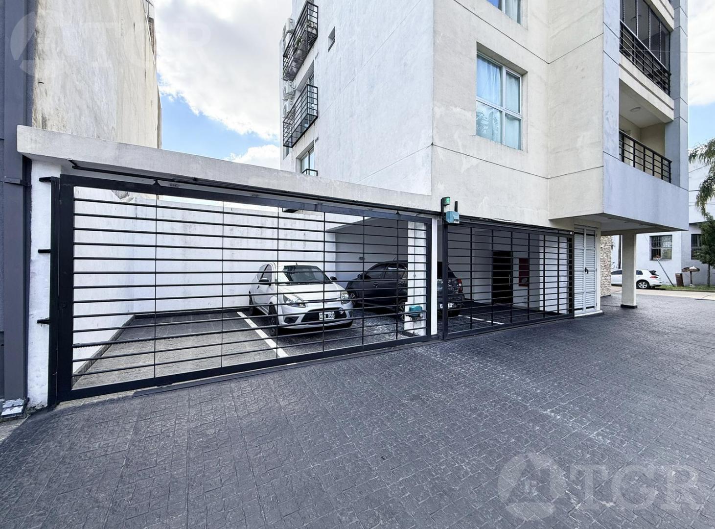 Foto de Venta Departamento 3 ambientes con patio y Cochera en Lanus APTO CREDITO, imagen 5