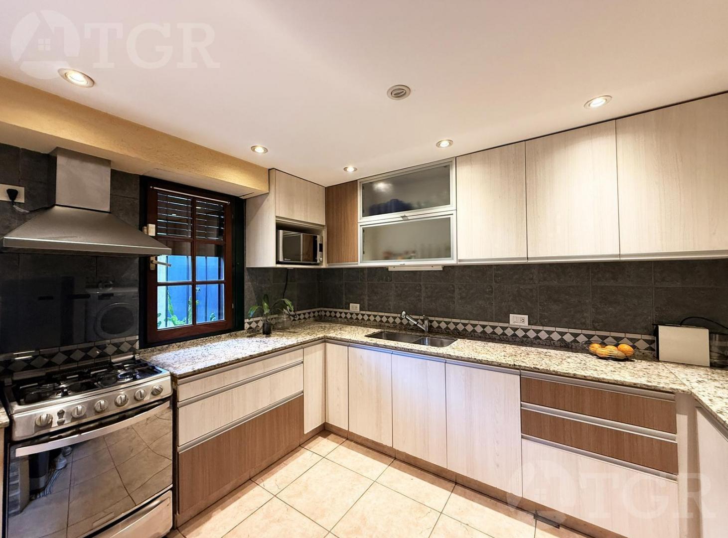 Foto de Venta Casa 5 ambientes en 2 plantas en VILLA DEVOTO, imagen 2