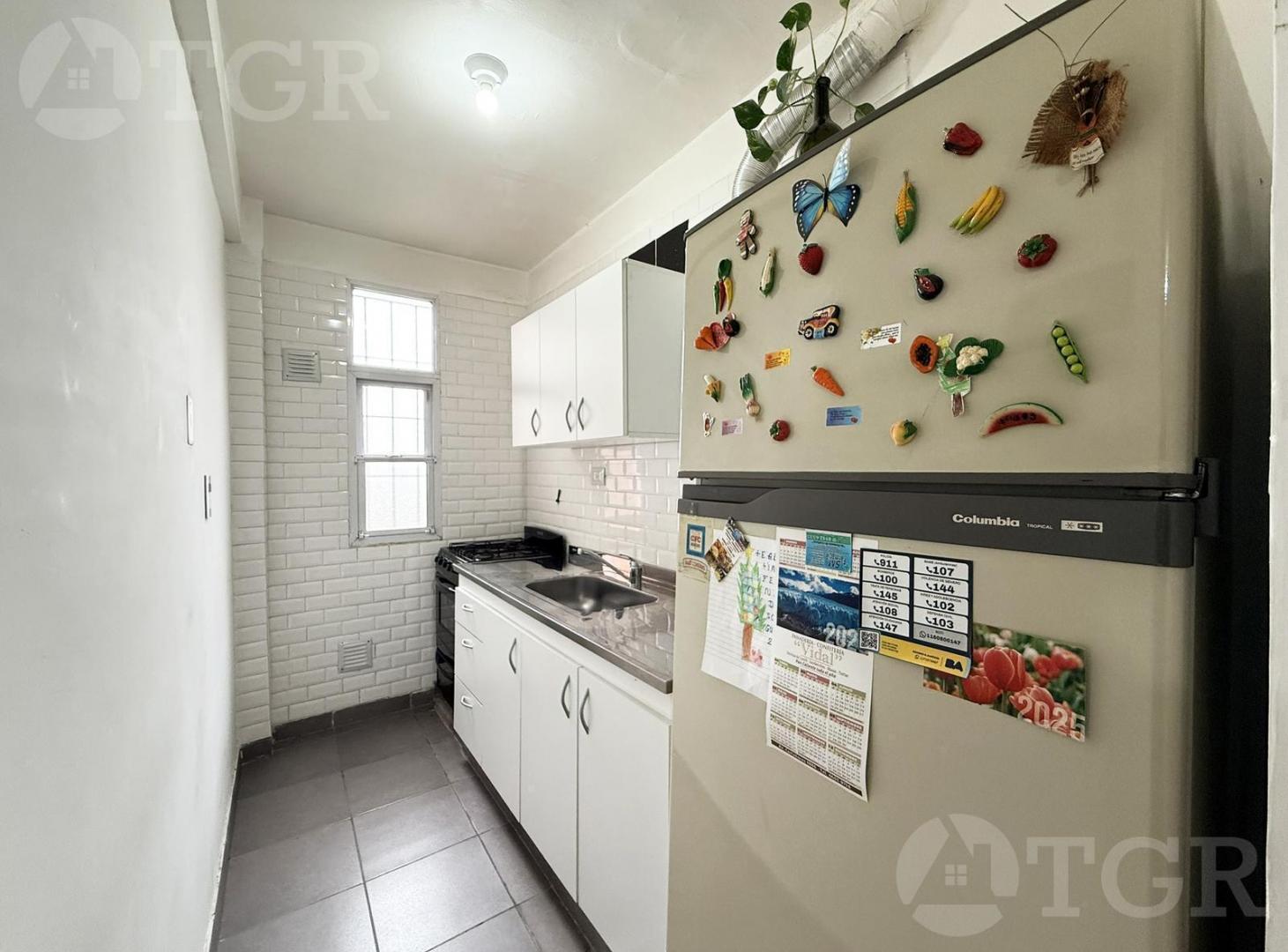 Foto de Departamento en venta de 3 ambientes en Flores, imagen 2
