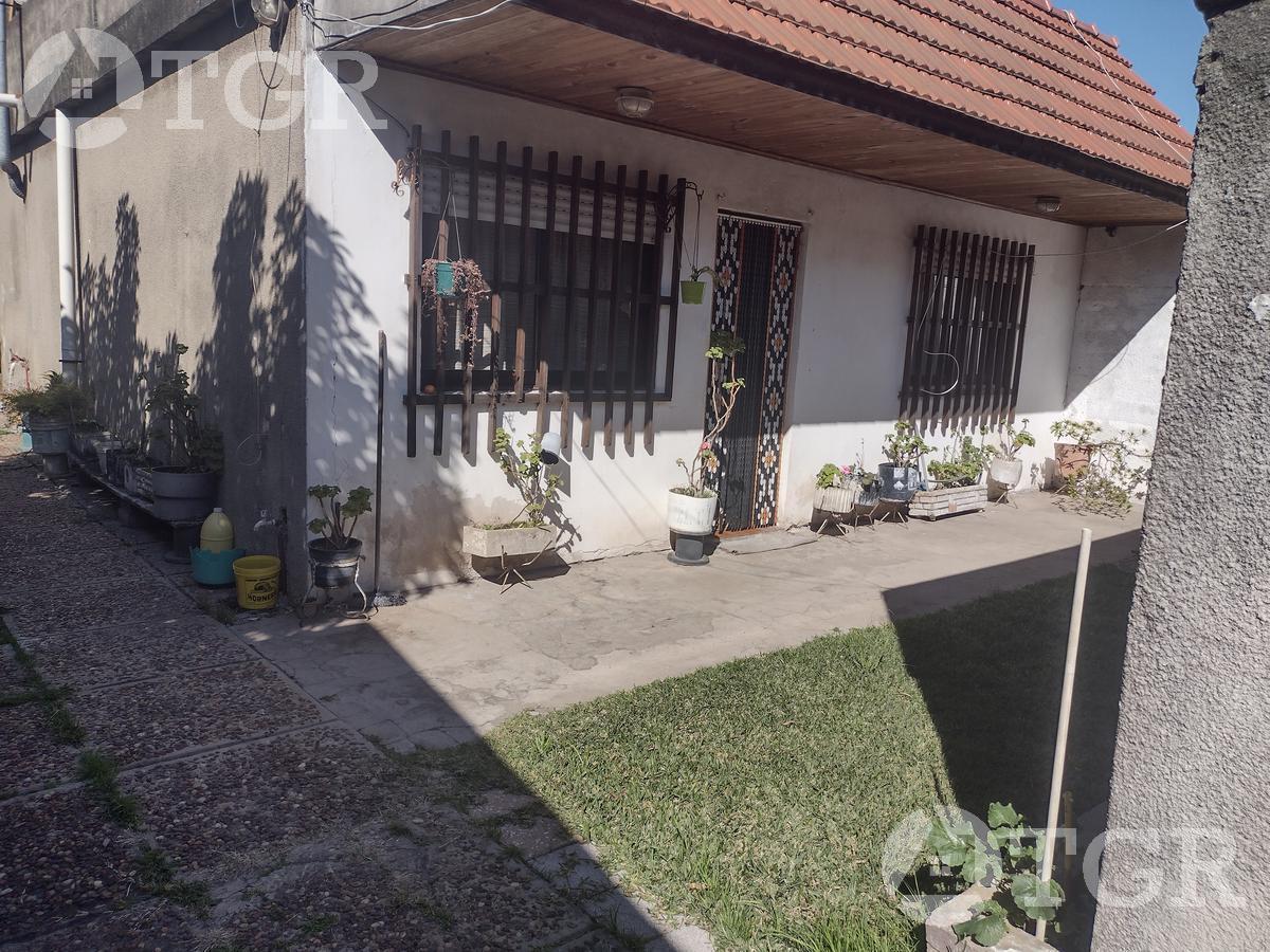 Foto de Venta PH - Monte Chingolo - Lanus Este, imagen 1