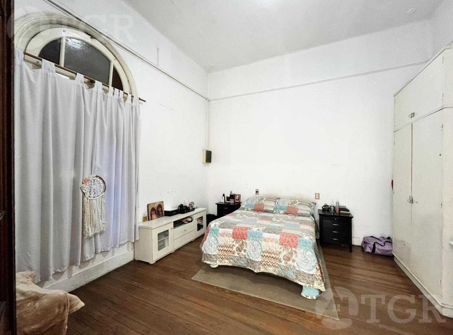 Foto de VENTA PH 3 AMBIENTES EN CIUDADELA CON PATIO, imagen 4