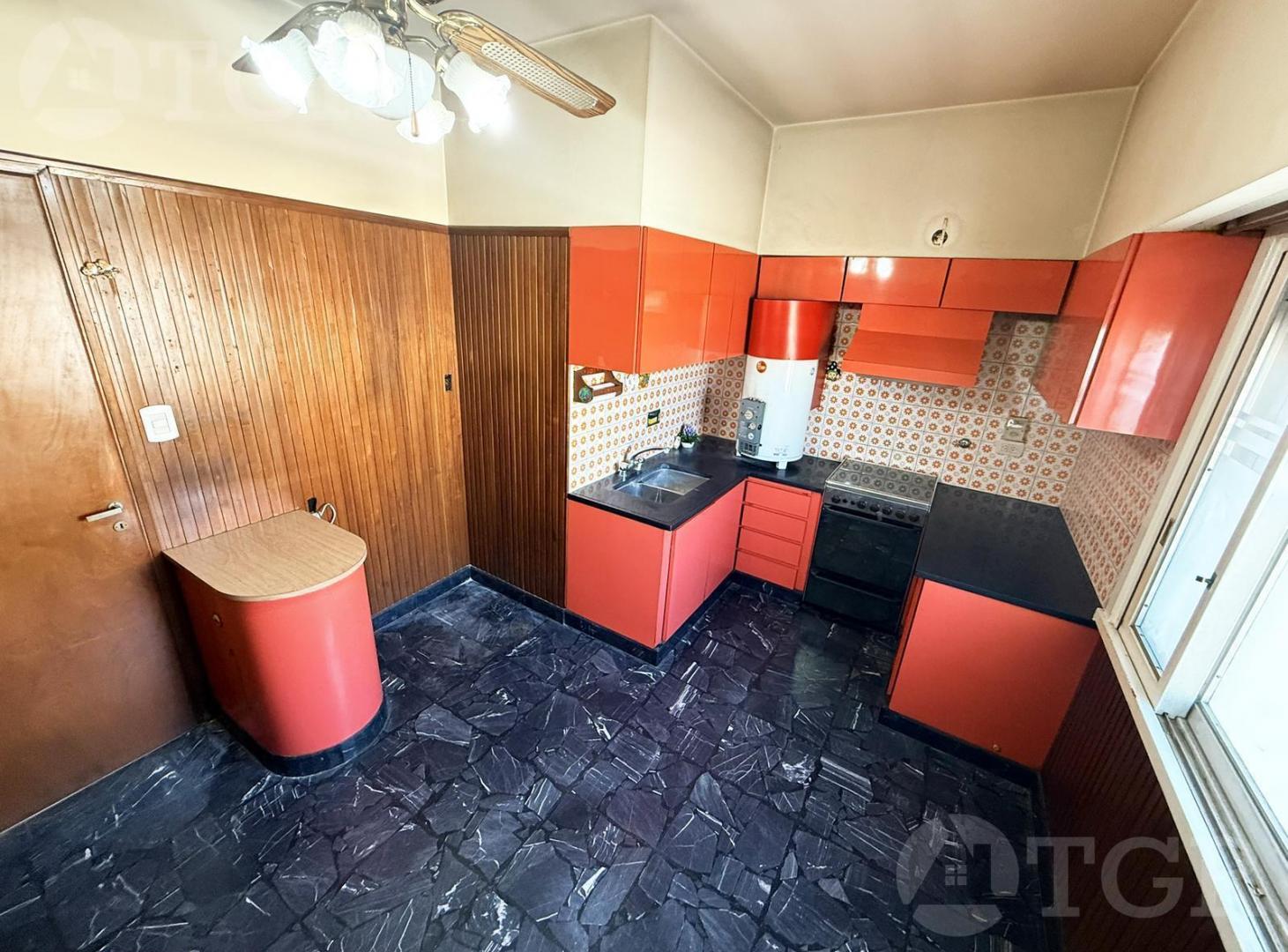 Foto de Venta PH 4 ambientes en Hurlingham con terraza propia, imagen 5