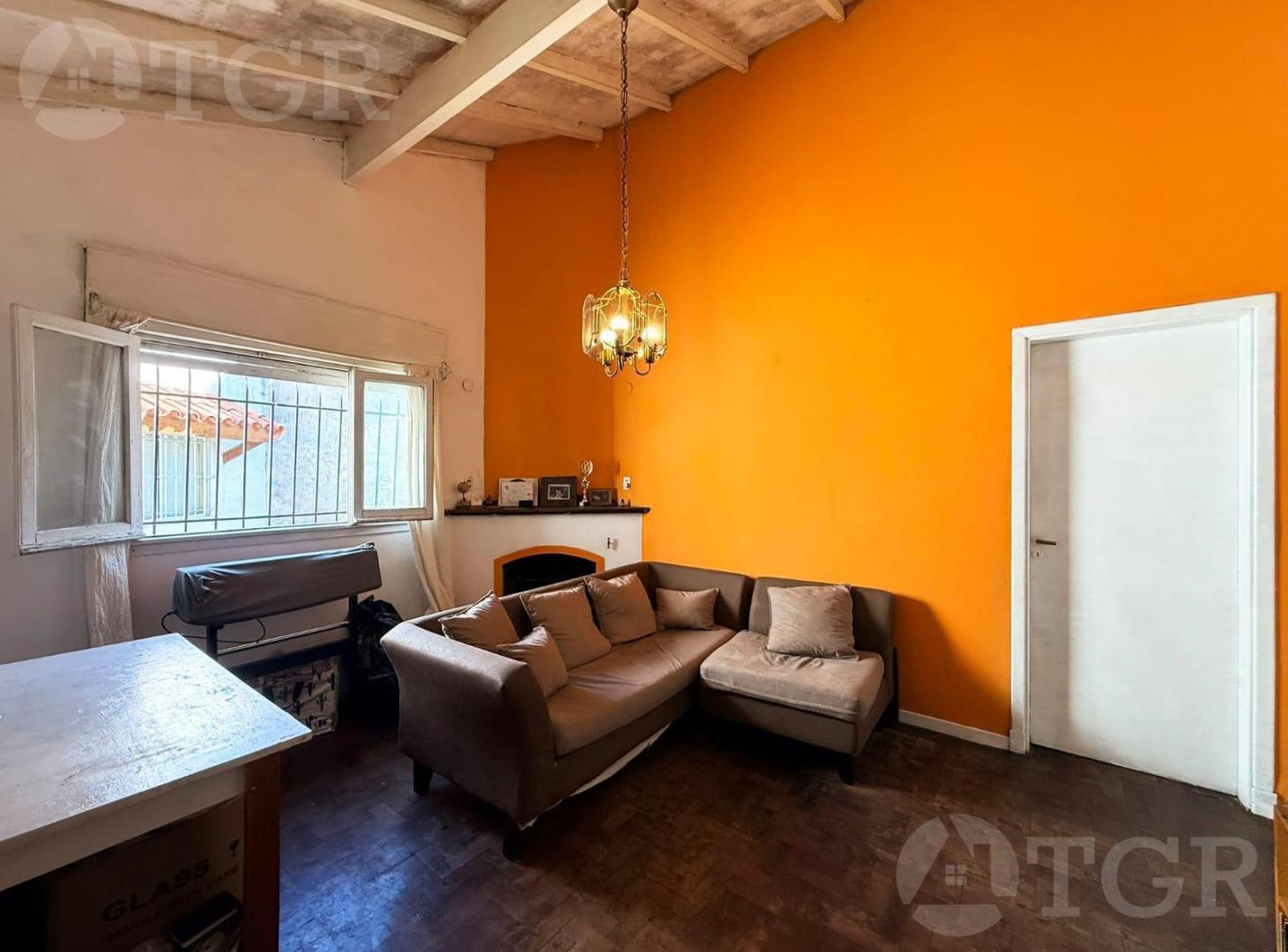 Foto de Venta de Casa en Ituzaingó 2 casas multifamiliar de 3 ambientes, imagen 3