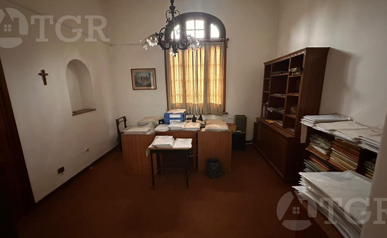 Foto de Alquiler Oficina apto todo destino en Caseros, imagen 2