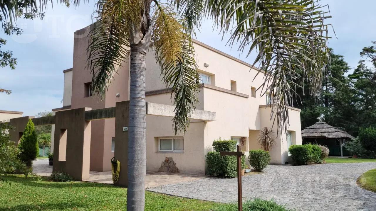 Foto de Venta de Casa en Exaltacion De La Cruz, imagen 2