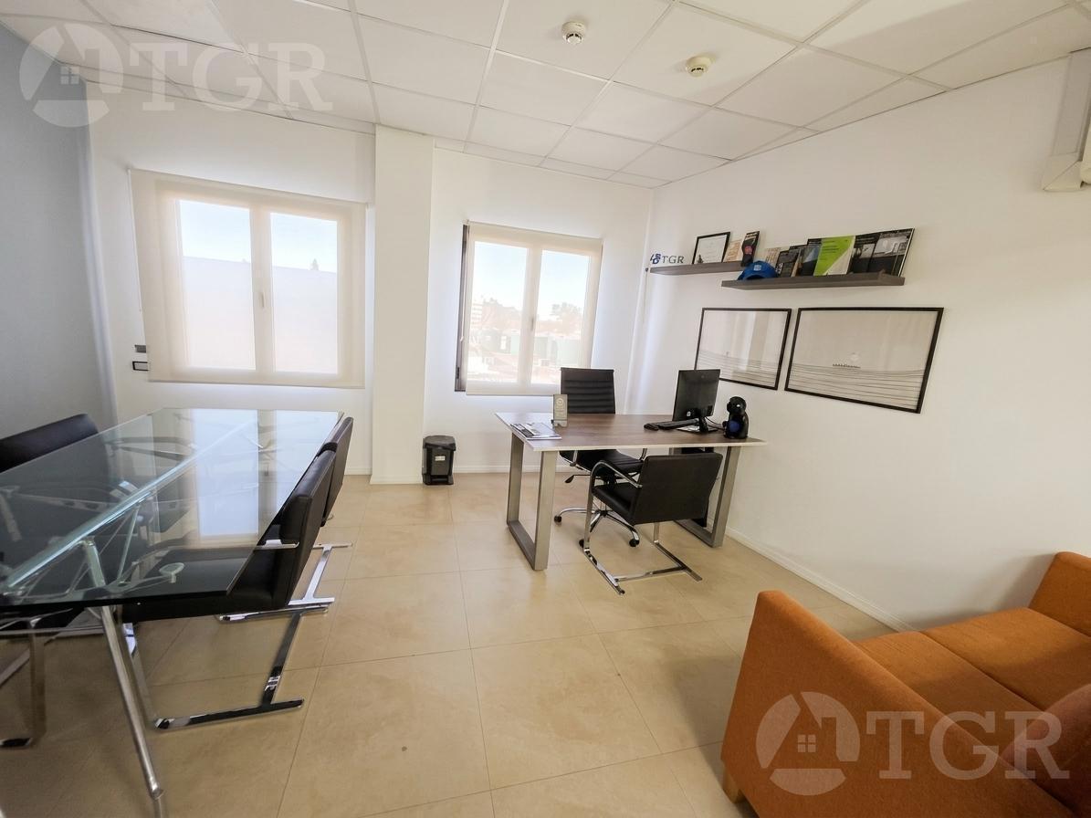 Foto de Oficina en Venta Plaza Canning Excelente Ubicación, imagen 3