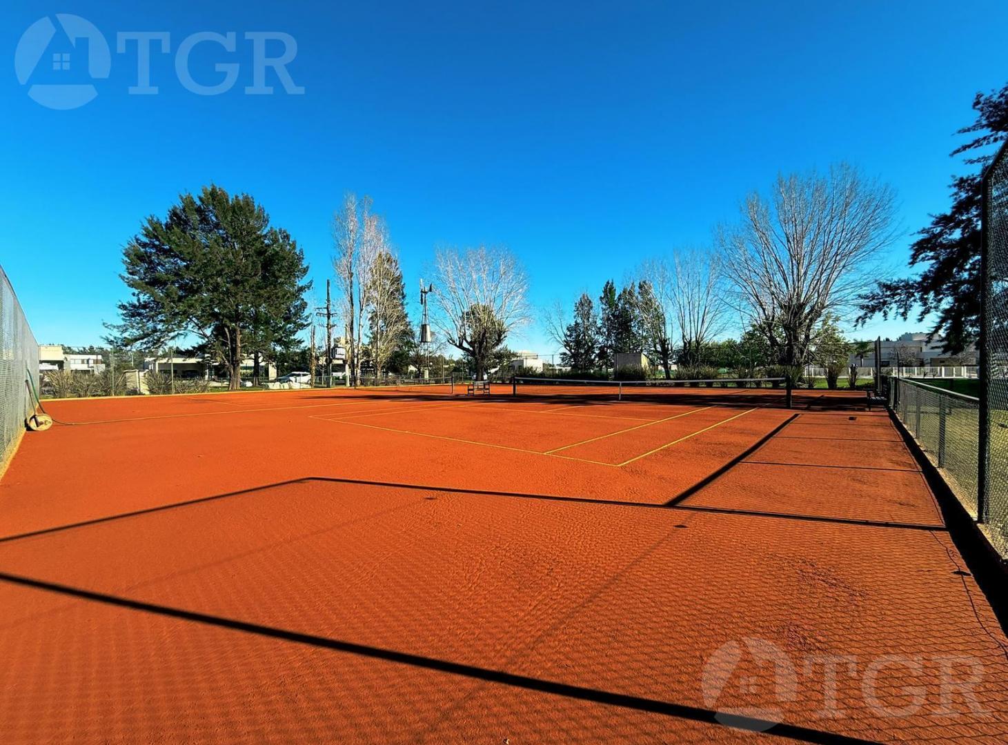 Foto de Gran Lote de 1.300 m² en Venta | Fincas del Alba, imagen 2
