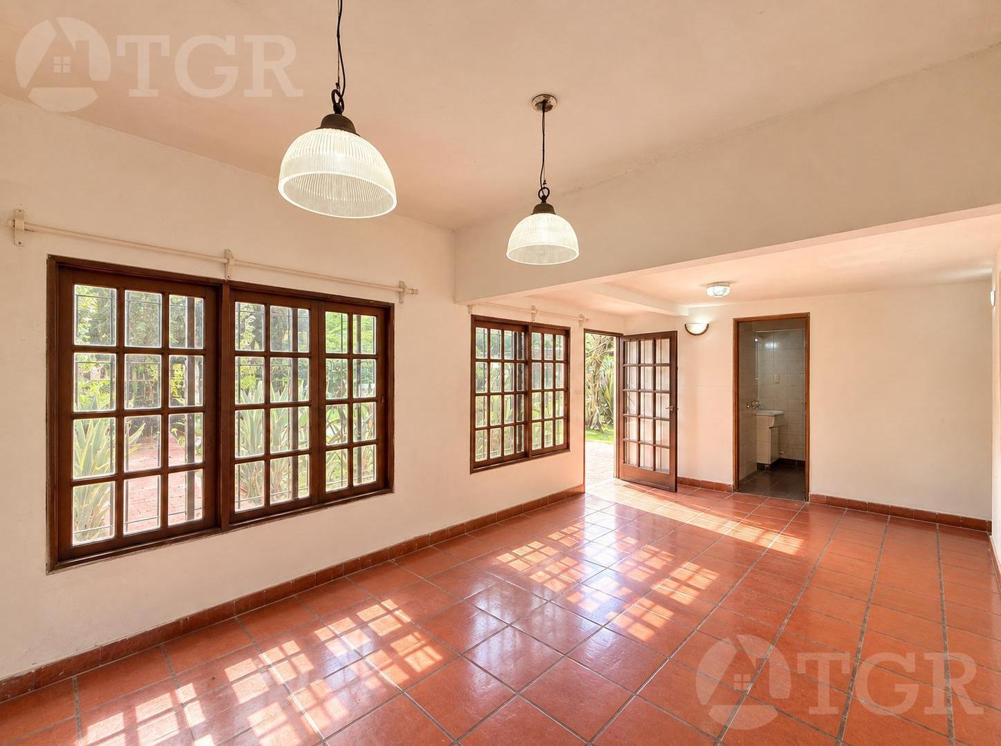 Foto de Venta Casa Quinta de 400m2 con Piscina en Marcos Paz, imagen 2