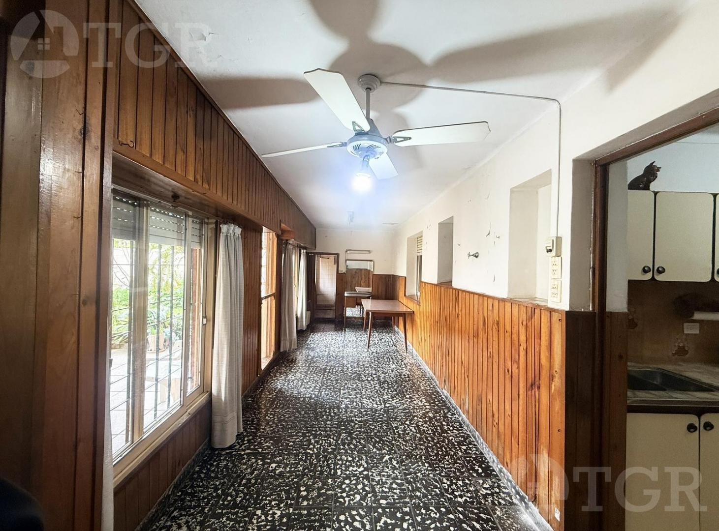 Foto de Venta Casa de 4 ambientes con cochera y quincho en Pablo podestad APTO, imagen 5