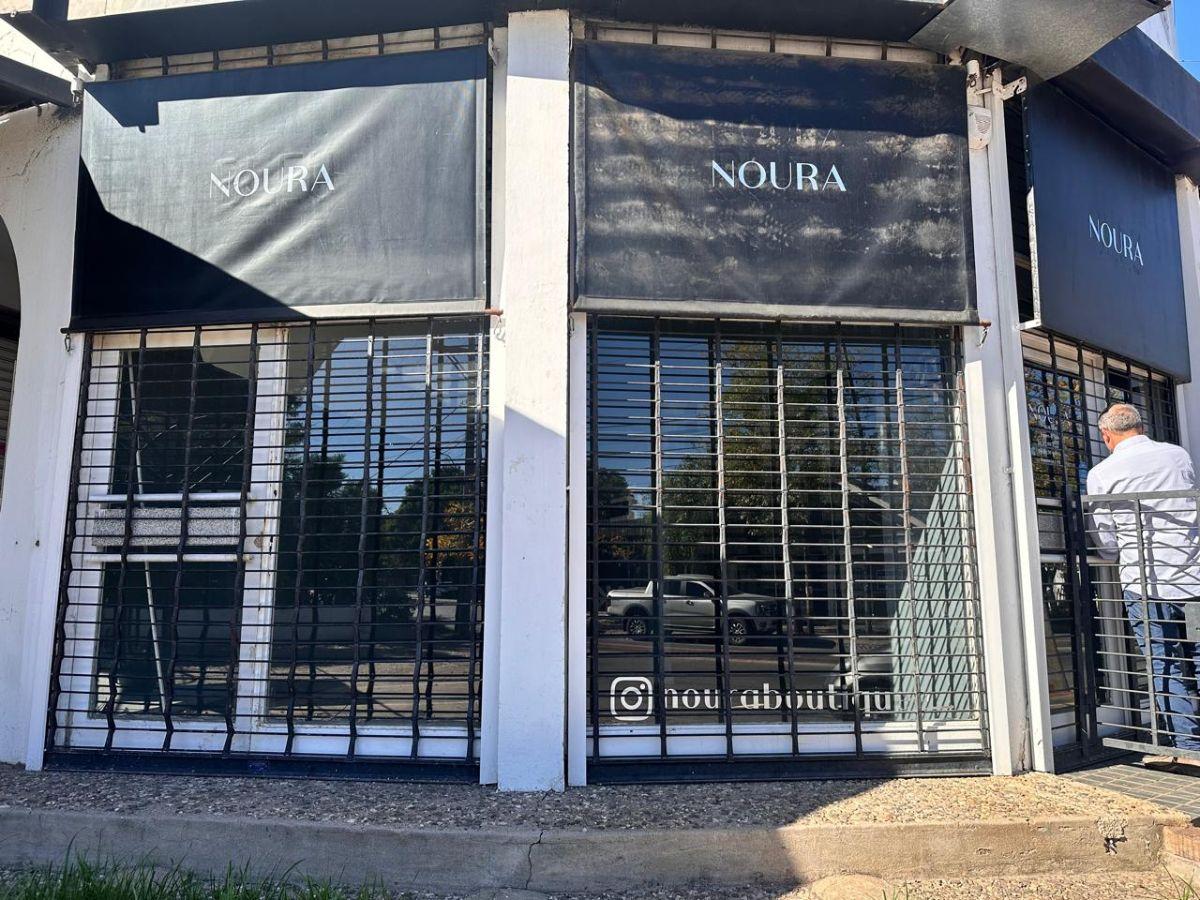 Foto de RECTA MARTINOLI LOCAL 16 M2 EXCELENTE ESQUINA CON GRAN VIDRIERA $ 700.000, imagen 4