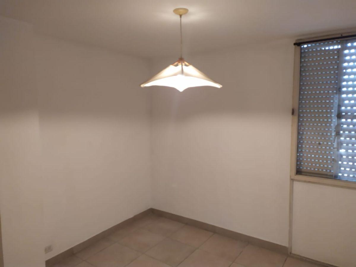 Foto de SAN MARTIN DEPTO 2 DORMTORIOS CON EXCELENTE BALCON, imagen 3
