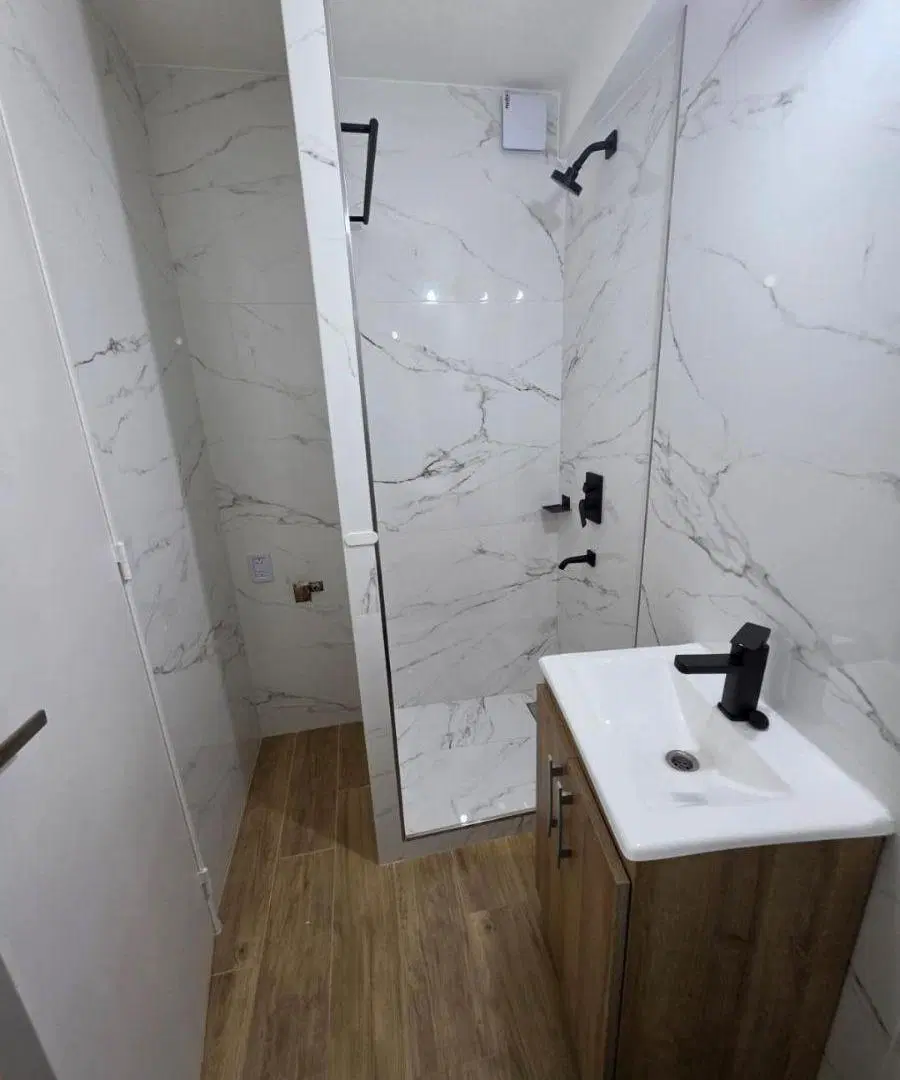 IMPECABLE Y AMPLIO MONOAMBIENTE 8