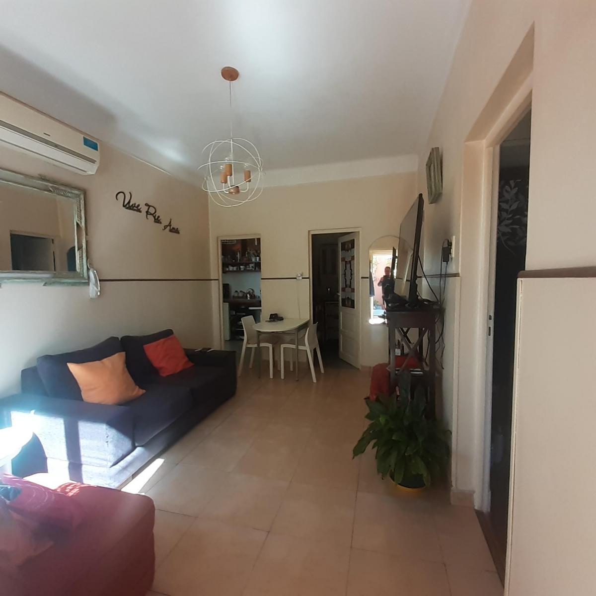 Retasada, bajo el precio oportunidad Muy buena ubicacion. Semi piso en primer 4 ambientes